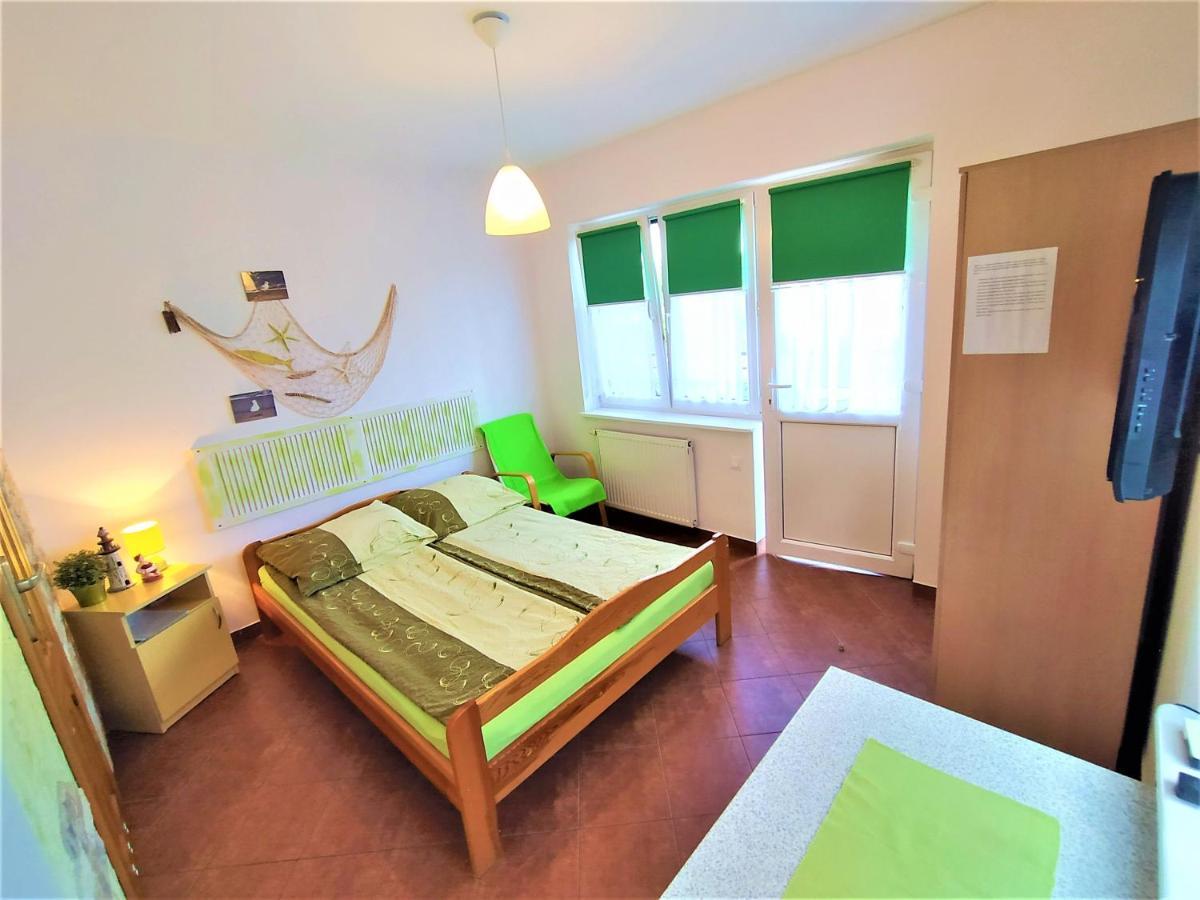 Madzia Wladyslawowo Z Aneksami Kuchennymi Apartment Exterior photo